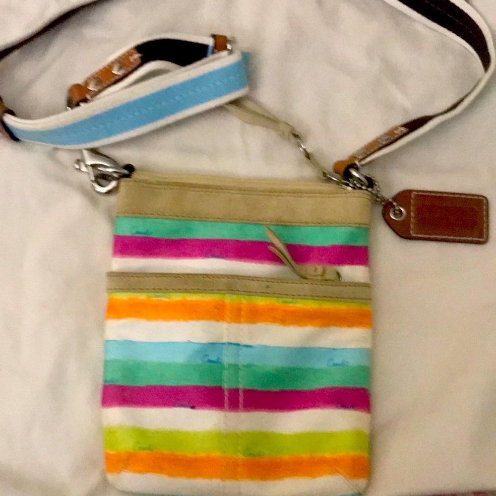 Coach crossbody purse with adjustable strap